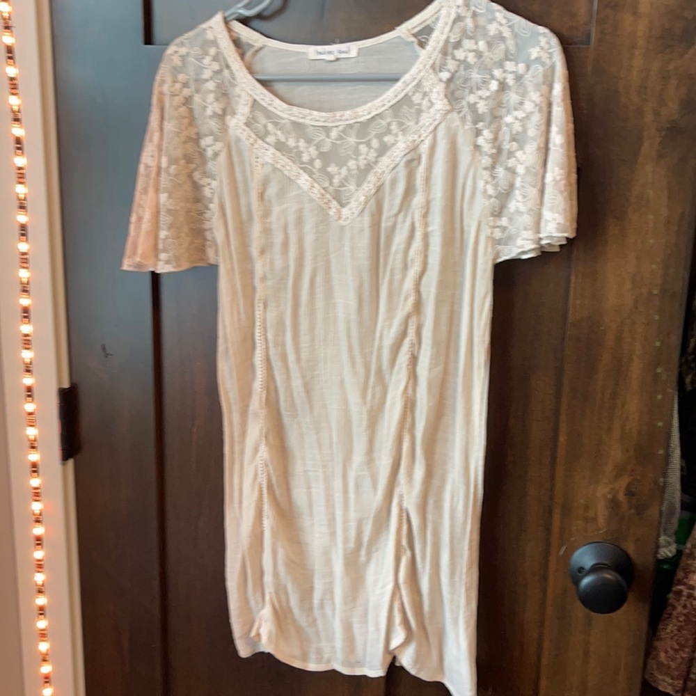 FLORAL CREAM TOP